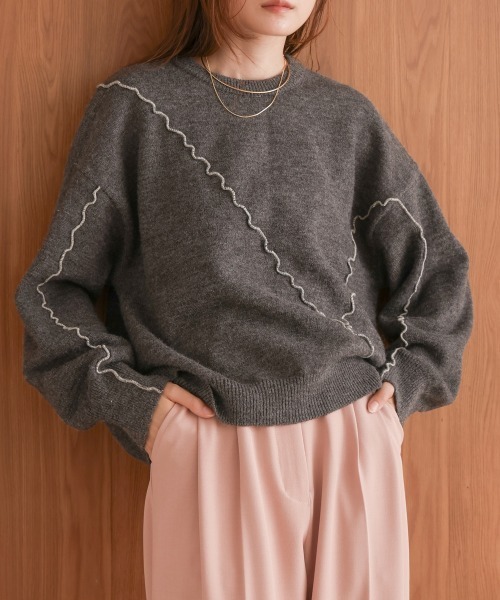 Bab(バブ)の「【セットアップ対応】ウェーブメロウニットトップス(ニット/セーター・レディース・アイボリー/ブラック/チャコールグレー/ライトグレー/ベージュ・FREE)」の4枚目の写真