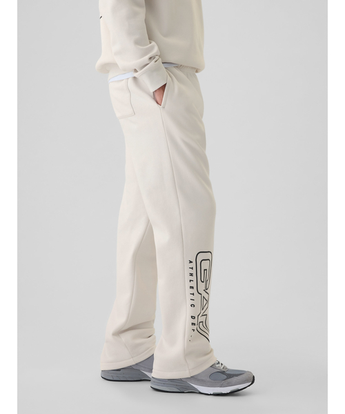 GAP（ギャップ）の「GAPロゴ ジョガーパンツ(ユニセックス)（スウェットパンツ・メンズ・ブラック系その他/ライトブラウン/ホワイト系その他/ライトグレー・S/M/L/XL/XS）」の7枚目の写真