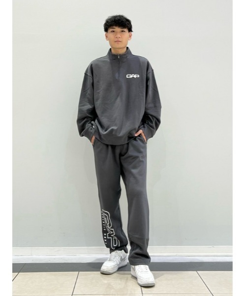GAP（ギャップ）の「GAPロゴ ジョガーパンツ(ユニセックス