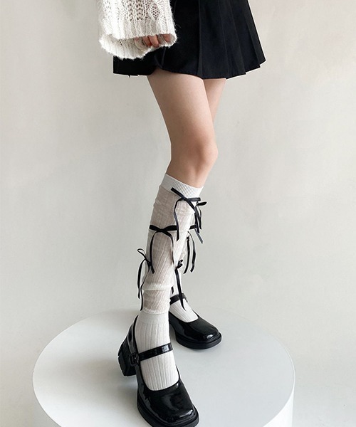 c.u.l（シーユーエル）の「リボンモチーフ シアーソックス cula922（ソックス/靴下・レディース・グレー系その他/ブラック/ホワイト系その他/ホワイト/ホワイト系その他2/グレー/ブラック系その他・FREE）」の11枚目の写真