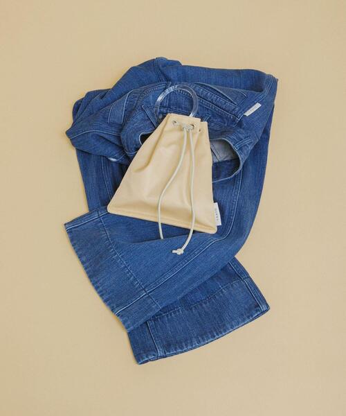 LAATO(ラート)の「swing bag(ショルダーバッグ・レディース・グレー/マスタード・ONE)」の4枚目の写真