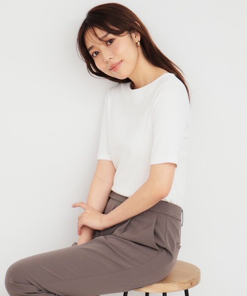 index（インデックス）の「◆《5color/S-LLsize》ワイドリブボートネックトップス【洗濯機洗い可/接触冷感】（Tシャツ/カットソー・レディース・ネイビー/オフホワイト/ブラウン系その他/チャコールグレー/ナチュラル・40/38/36/42）」の2枚目の写真