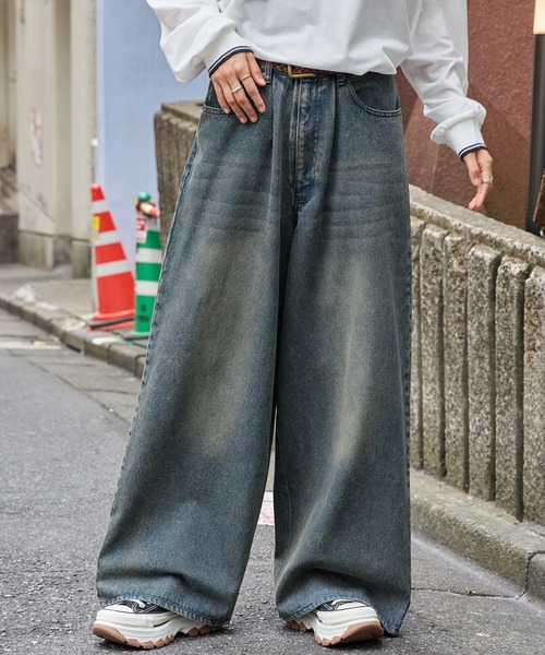 MONO-MART（モノマート）の「ヴィンテージライクオーバーダイワイドフレアデニムパンツ（デニムパンツ・メンズ・ブラック/インディゴブルー/ブルー系2/ブルー・S/M/L）」の22枚目の写真