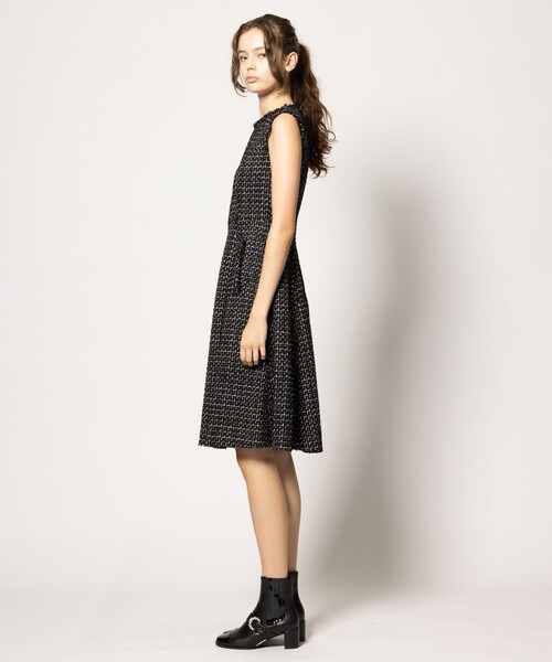 TOCCA(トッカ)の「SMALL STAR ドレス(ワンピース・レディース・グリーン系5/ピンク系5/ブラック系5・00/0/2/4/6)」の16枚目の写真