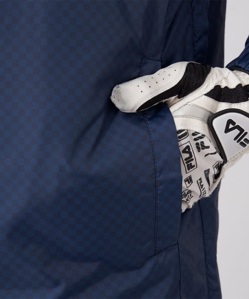 FILA GOLF(フィラゴルフ )の「【FILA GOLF/フィラゴルフ】Vネックプルオーバー ゴルフ(Tシャツ/カットソー・メンズ・ブラックミックス/ケミカルウォッシュ/ライトグレー・MEDIUM)」の12枚目の写真
