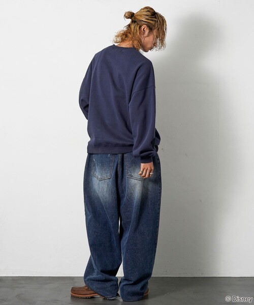 Disney（ディズニー）の「PUBLUX/パブリュクス 別注 Mickey Mouse/ステッチ裏起毛スウェット/クルーネックスウェット/ミッキーマウス(限定展開)（スウェット・メンズ・チャコールグレー/ライトグレー/レッド/ネイビー・SMALL/MEDIUM/LARGE）」の22枚目の写真