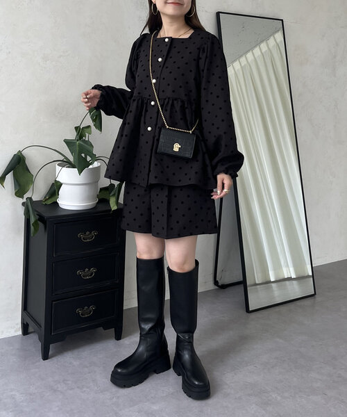 prose verse（プロズヴェール）の「フロッキードットパールボタンペプラムブラウス（シャツ/ブラウス・レディース・ブラック系その他・MEDIUM/LARGE）」の4枚目の写真