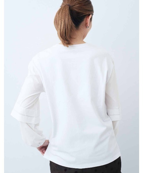 IEDIT（イディット）の「ＩＥＤＩＴ　袖はブラウス身ごろはカットソー　ボリュームスリーブホワイトトップス（Tシャツ/カットソー・レディース・ホワイト系その他/ホワイト系その他3/ホワイト系その他2・X-LARGE/LARGE/MEDIUM/SMALL/XXX-LARGE/XX-LARGE）」の9枚目の写真