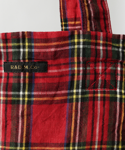 journal standard Furniture （ジャーナルスタンダードファニチャー）の「【R&D.M.Co/オールドマンズテイラー】TOTE BAG CHECK　トートバック（トートバッグ・レディース・ベージュ/レッド・FREE）」の12枚目の写真