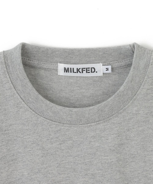 MILKFED.(ミルクフェド)の「CUT OUT LOGO POCKET WIDE S/S TEE(Tシャツ/カットソー・レディース・オフホワイト/アッシュ/チャコール/ライトパープル・M/L)」の21枚目の写真