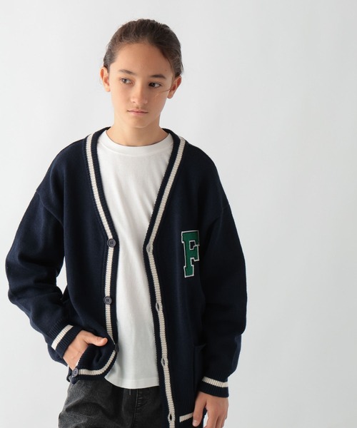 GLOBAL WORK（グローバルワーク）の「FILA/コラボワッペンカーディガン/252062（カーディガン/ボレロ・キッズ・アイボリー/ネイビー・130cm/140cm/150cm/160cm/170cm）」の2枚目の写真