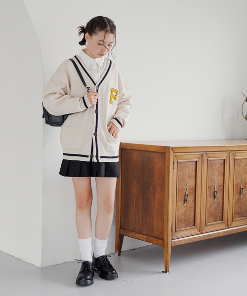 GLOBAL WORK（グローバルワーク）の「FILA/コラボワッペンカーディガン/252062（カーディガン/ボレロ・キッズ・アイボリー/ネイビー・130cm/140cm/150cm/160cm/170cm）」の15枚目の写真