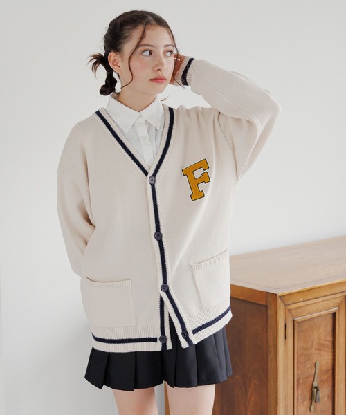 GLOBAL WORK（グローバルワーク）の「FILA/コラボワッペンカーディガン/252062（カーディガン/ボレロ・キッズ・アイボリー/ネイビー・130cm/140cm/150cm/160cm/170cm）」の11枚目の写真