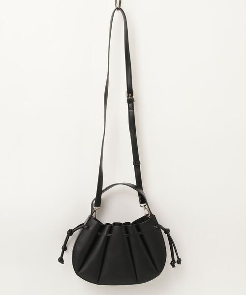 HIKA（ヒカ）の「【HIKA】フェイクレザーギャザーショルダーBAG（ショルダーバッグ・レディース・ブラック・FREE）」の2枚目の写真