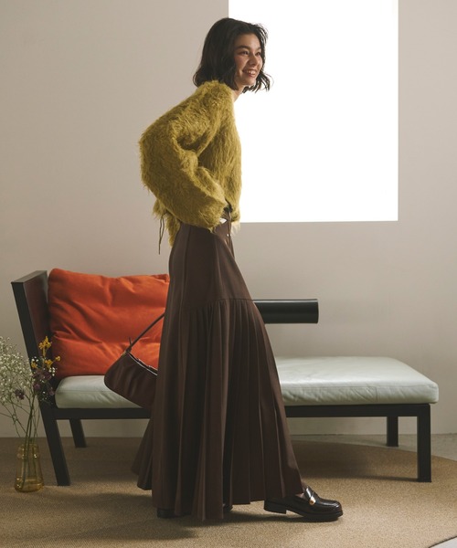 loin nuit（ロワンニュイ）の「west slit pleats skirt/ウエスト