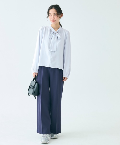coca（coca）（コカ）の「ボウタイブラウス | セレモニー オフィス ママスーツ スーツ 卒業式（シャツ/ブラウス・レディース・ホワイト/ライトブルー・L/M）」の10枚目の写真