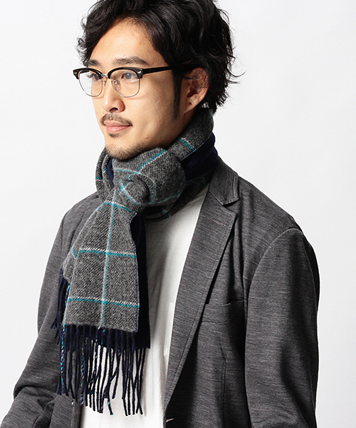 BEAMS（ビームス）の「BEAMS / ウインドウペーン リバーシブル マフラー（マフラー・メンズ・グレー/ネイビー・ONE SIZE）」の7枚目の写真