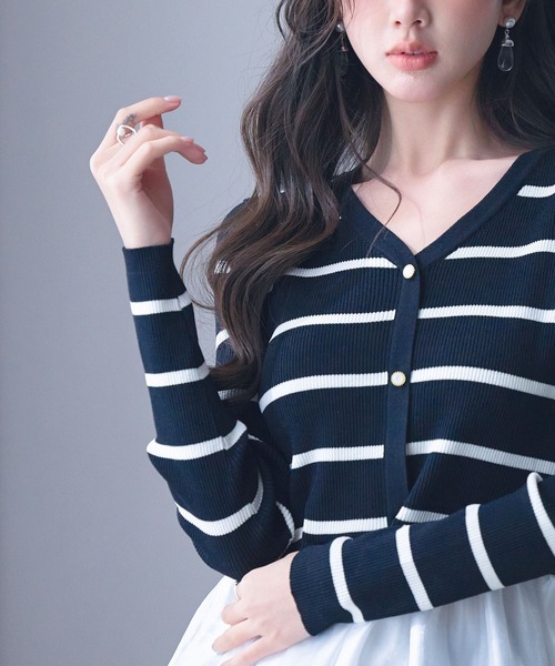 SAISON DE PAPILLON（セゾンドパピヨン）の「【大人気】レディース ぺプラム ドッキングニット プルオーバー きれいめ オフィスカジュアル 通勤 大人気（ニット/セーター・レディース・ベージュ/アイボリー/ブラック×ホワイト/ブラック・L/M）」の13枚目の写真