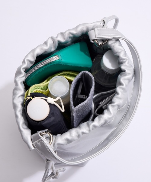 NICAL（ニカル）の「【本革】【NICAL】巾着ショルダーバッグ/554182（ショルダーバッグ・レディース・シルバー/ブラック/イエロー・FREE）」の8枚目の写真