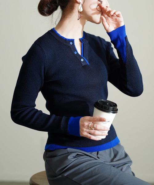 Sawa a la mode（サワアラモード）の「重ね着風リブニットトップス（ニット/セーター・レディース・ブラック/オフホワイト/ネイビー・FREE）」の3枚目の写真