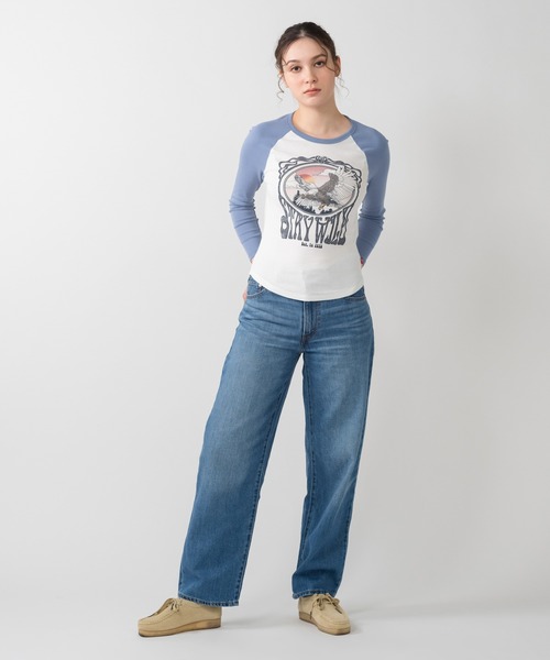 Levi's（リーバイス）の「Levi's/リーバイス ユーロ ベースボールTシャツ（Tシャツ/カットソー・レディース・ブルー・XS/S/M）」の16枚目の写真