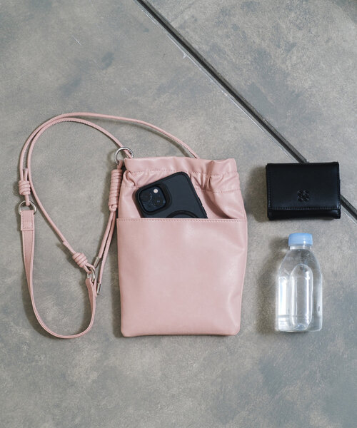 Kastane（カスタネ）の「【WEB限定】ミニポケットショルダーBAG（ショルダーバッグ・レディース・ブラック/ライトベージュ/ベビーピンク・FREE）」の14枚目の写真