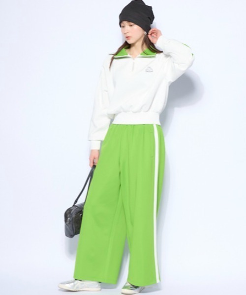 Kappa(カッパ)の「ハーフジップ ジャージトラックジャケット(その他アウター・レディース・パープル/ホワイト/ブラック・SMALL/MEDIUM/LARGE)」の14枚目の写真