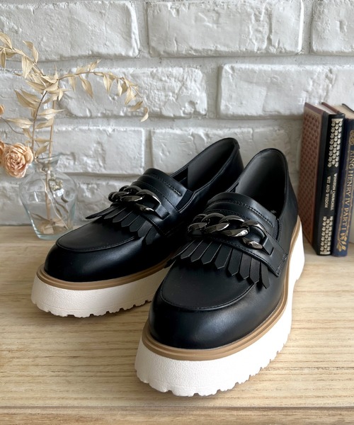 LUGG NAGG(ラグナグ)の「【maschietta】【3E】プラットフォームチェーンローファー【厚底】(ローファー・レディース・シルバー/オフホワイト/ブラック/ブラック×ブラック/ダークブラウン・S/M/L/LL)」の22枚目の写真