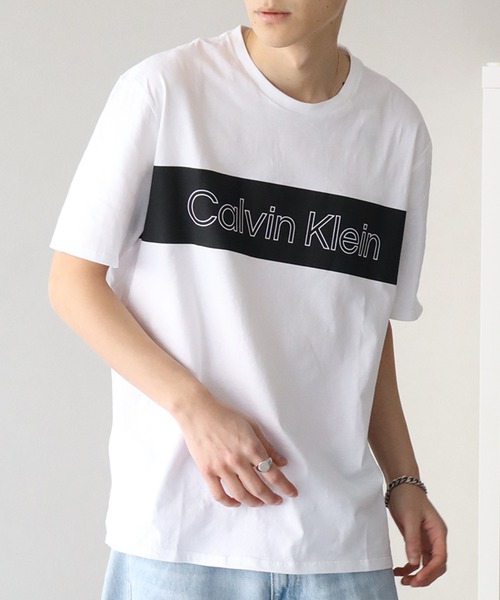 Calvin Klein(カルバン・クライン)の「【Calvin Klein/カルバンクライン】 ライン ロゴ クルーネック 半袖 Tシャツ(Tシャツ/カットソー・メンズ・ブラック/ホワイト・S/M/L/XL)」の7枚目の写真