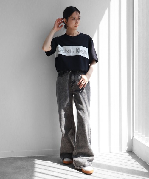 Calvin Klein(カルバン・クライン)の「【Calvin Klein/カルバンクライン】 ライン ロゴ クルーネック 半袖 Tシャツ(Tシャツ/カットソー・メンズ・ブラック/ホワイト・S/M/L/XL)」の8枚目の写真