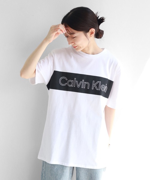 Calvin Klein(カルバン・クライン)の「【Calvin Klein/カルバンクライン】 ライン ロゴ クルーネック 半袖 Tシャツ(Tシャツ/カットソー・メンズ・ブラック/ホワイト・S/M/L/XL)」の11枚目の写真