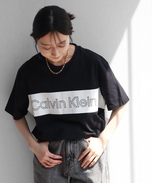 Calvin Klein(カルバン・クライン)の「【Calvin Klein/カルバンクライン】 ライン ロゴ クルーネック 半袖 Tシャツ(Tシャツ/カットソー・メンズ・ブラック/ホワイト・S/M/L/XL)」の14枚目の写真