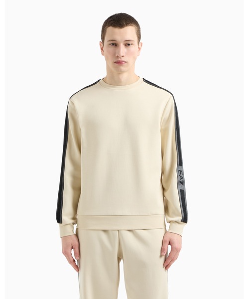 EMPORIO ARMANI EA7（エンポリオアルマーニイーエーセブン）の「【エンポリオ アルマーニ EA7】Logo Series クルーネックスウェットシャツ コットンジャージー（スウェット・メンズ・キナリ/ライトグレー・LARGE/MEDIUM/SMALL/X-LARGE/X-SMALL/XX-LARGE）」の2枚目の写真