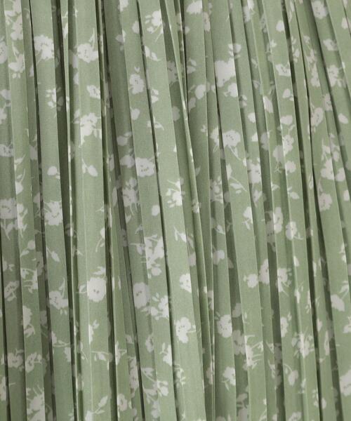 DRESKIP（ドレスキップ）の「【高レビュー】広がり過ぎずすっきりと サテンプリーツスカート（スカート・レディース・チャコールグレー/グリーン系5/ホワイト系9/ナチュラル・03/04/02/01）」の20枚目の写真