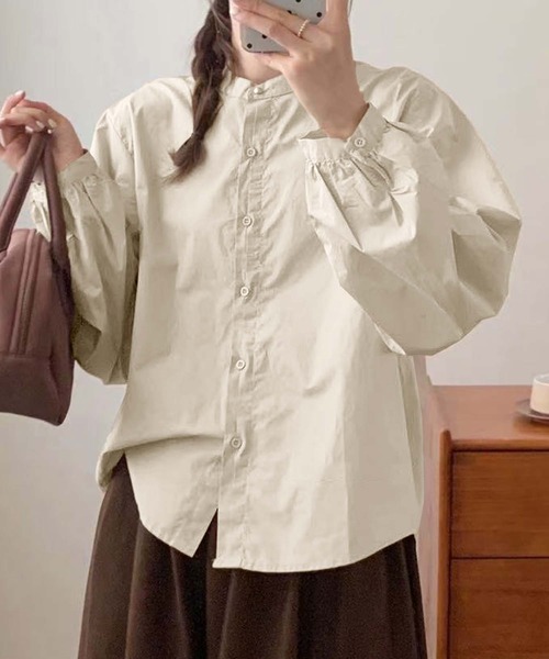 aimoha（アイモハ）の「バンドカラーボリュームスリーブシャツ（シャツ/ブラウス・レディース・ライトベージュ/ライトブルー/ホワイト系その他/ブルー/ピンク/ライトグリーン/ベージュ/ホワイト・FREE）」の4枚目の写真