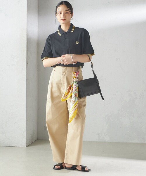 FRED PERRY(フレッドペリー)の「FRED PERRY:M12 TWIN TIPPED SHIRT(ポロシャツ・レディース・ホワイト/ブラック・ONE SIZE)」の16枚目の写真