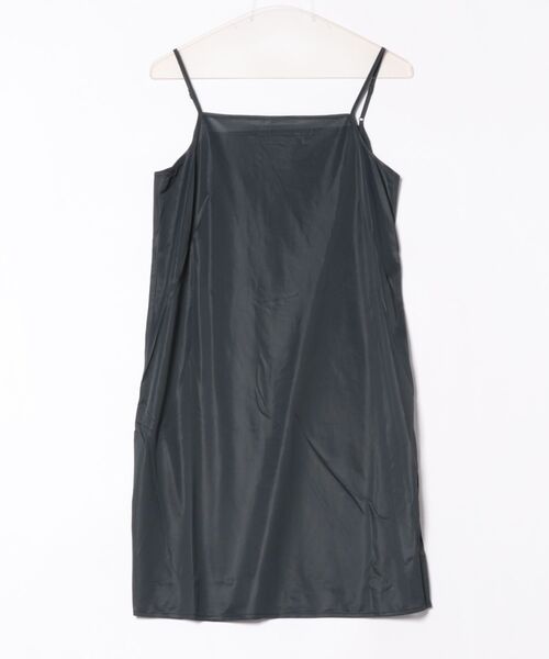 CIEL'AIR（シエルエアー）の「Ladder Race Shirt Dress（シャツワンピース・レディース・アイボリー/ブラック・MEDIUM/LARGE）」の4枚目の写真