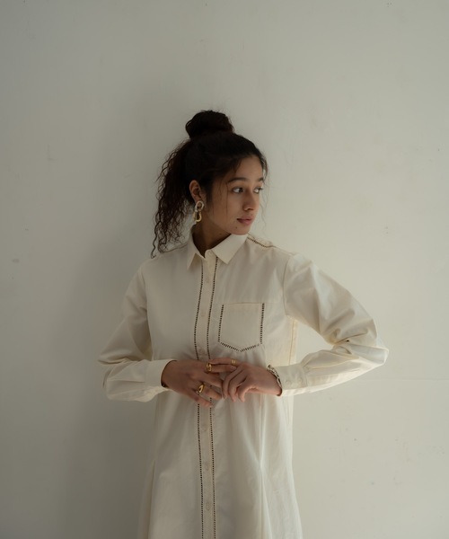 CIEL'AIR（シエルエアー）の「Ladder Race Shirt Dress（シャツワンピース・レディース・アイボリー/ブラック・MEDIUM/LARGE）」の7枚目の写真