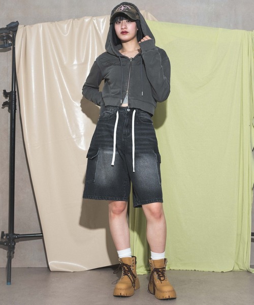 dispark(ディスパーク)の「DISPARK/グラフィックダメージWジップパーカー(パーカー・レディース・スミクロ・FREE)」の2枚目の写真