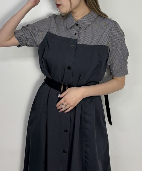 NICOLE CLUB(ニコル クラブ)の「ドッキング風シャツワンピース(ワンピース・レディース・オフホワイト/サックスブルー/チャコール・MEDIUM)」の3枚目の写真