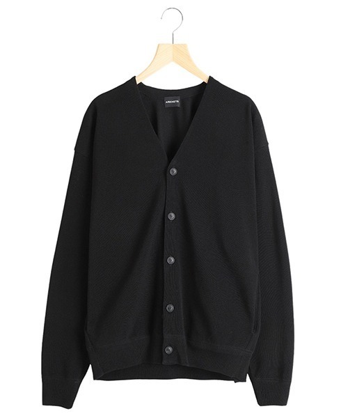 crepuscule（クレプスキュール）の「crepuscule / クレプスキュール：別注 Extra Light Moss Stitch Cardigan：ONLYARK-2-2515[COR]（カーディガン/ボレロ・メンズ・ブラック・3/2/1）」の4枚目の写真