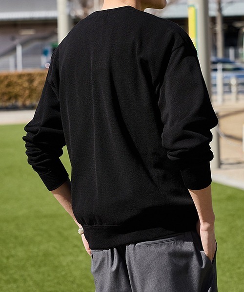 crepuscule（クレプスキュール）の「crepuscule / クレプスキュール：別注 Extra Light Moss Stitch Cardigan：ONLYARK-2-2515[COR]（カーディガン/ボレロ・メンズ・ブラック・3/2/1）」の15枚目の写真