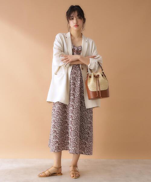 THE SHOP TK （ザ ショップ ティーケー ）の「小花柄フリルキャミワンピース【洗える】（ワンピース・レディース・ブラック系/ダークブラウン系・12/13）」の4枚目の写真