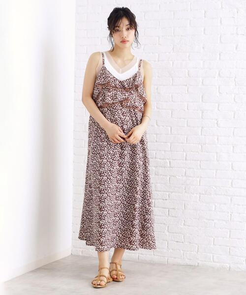THE SHOP TK （ザ ショップ ティーケー ）の「小花柄フリルキャミワンピース【洗える】（ワンピース・レディース・ブラック系/ダークブラウン系・12/13）」の5枚目の写真