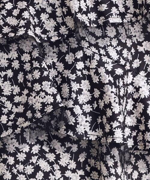 THE SHOP TK （ザ ショップ ティーケー ）の「小花柄フリルキャミワンピース【洗える】（ワンピース・レディース・ブラック系/ダークブラウン系・12/13）」の13枚目の写真