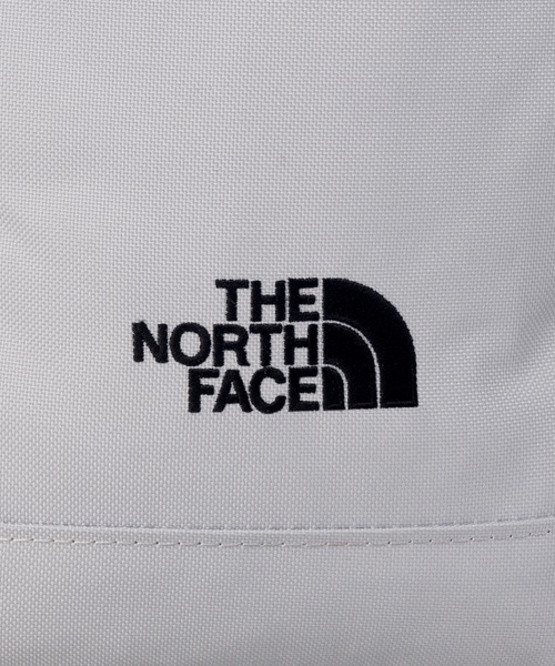 THE NORTH FACE(ザノースフェイス)の「国内未発売 THE NORTH FACE(ザ・ノースフェイス)/ワンポイント ロゴ刺繍 ショルダー クロス ミニバッグ/STANDARD CROSS BAG S(ショルダーバッグ・レディース・ブラック/ホワイト/ライトグレー・FREE)」の15枚目の写真