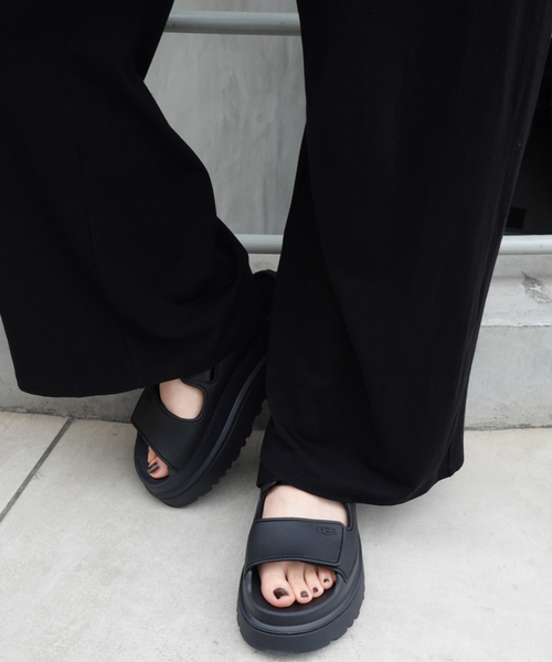 plage（プラージュ）の「《追加》UGG / アグ THE GOLDEN GLOW サンダル（サンダル・レディース・ブラック/ベージュ・22cm/23cm/24cm/25cm）」の16枚目の写真