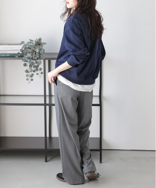 La-gemme(ラジェム)の「刺繍ロゴスウェット(スウェット・レディース・グレー/ホワイト/ネイビー・フリー)」の17枚目の写真
