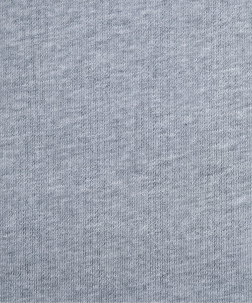 La-gemme(ラジェム)の「刺繍ロゴスウェット(スウェット・レディース・グレー/ホワイト/ネイビー・フリー)」の4枚目の写真