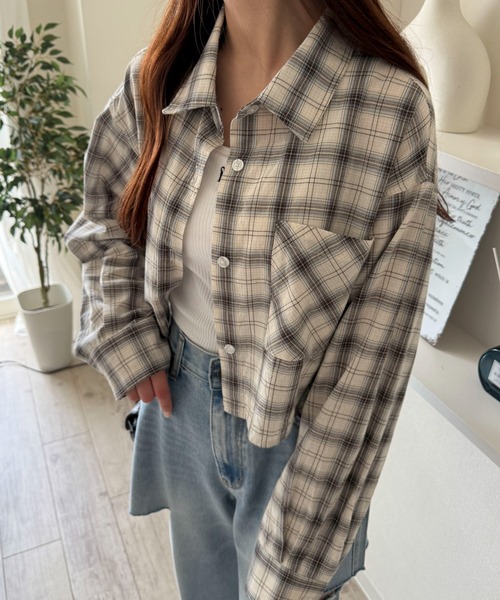 WEGO（ウィゴー）の「WEGO/【25年春夏新作】チェックショートシャツ（シャツ/ブラウス・レディース・ブラック/アイボリー・FREE）」の2枚目の写真